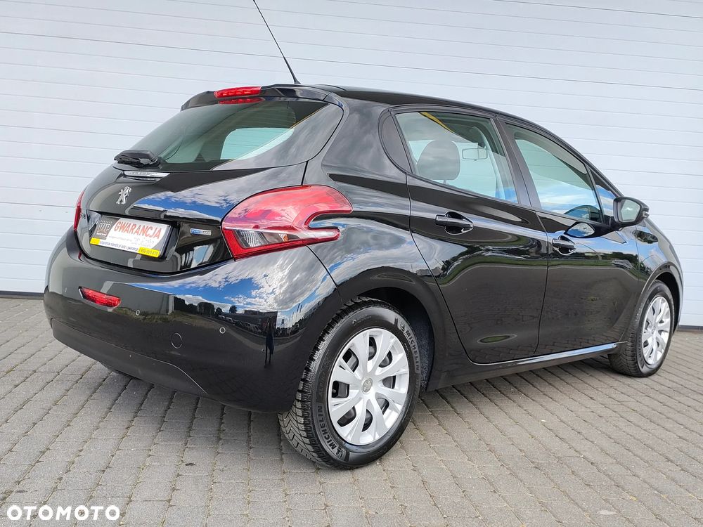 Peugeot 208 1.2 PureTech Style - 31
