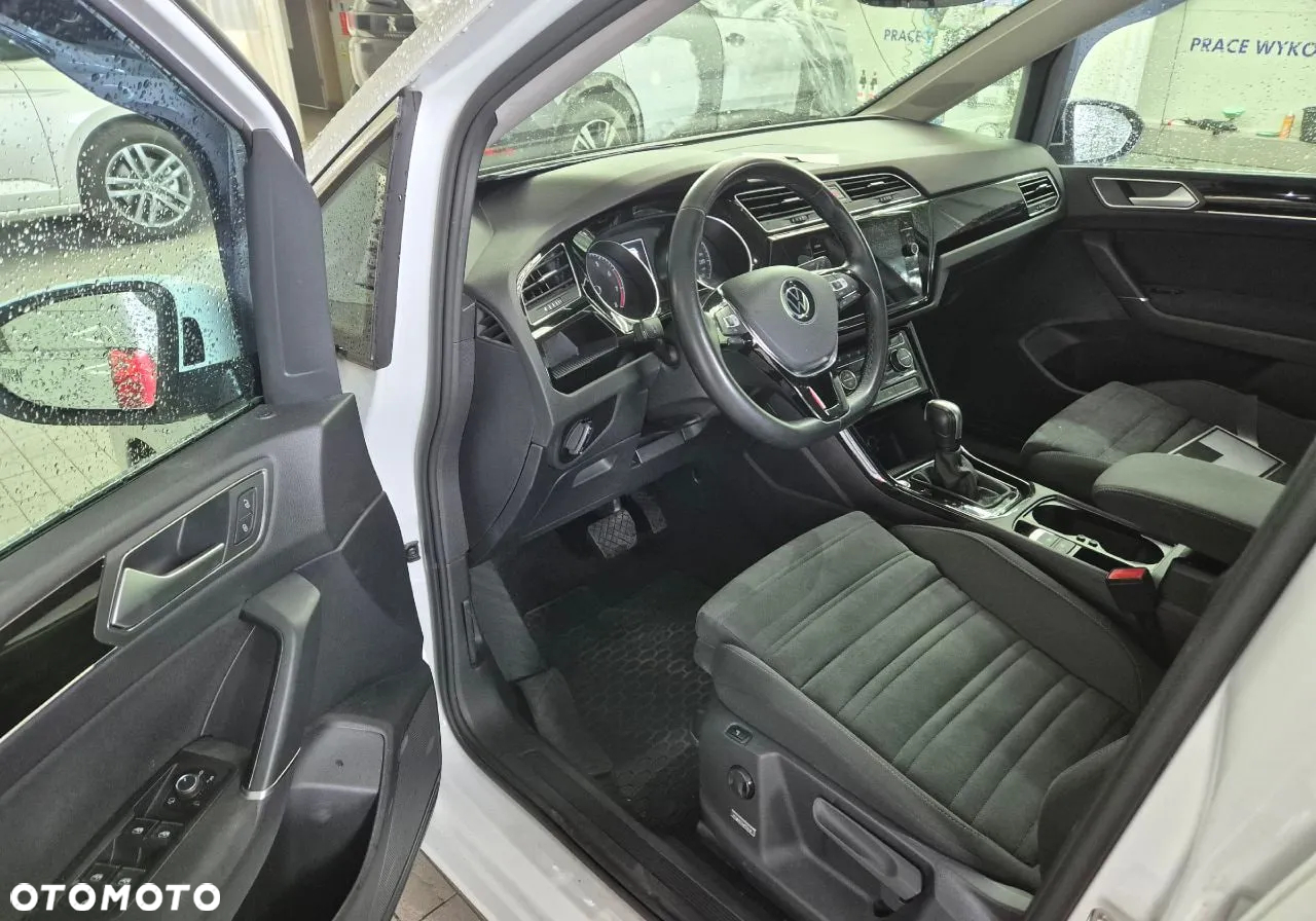 Volkswagen Touran 1.5 TSI EVO Highline DSG - 8