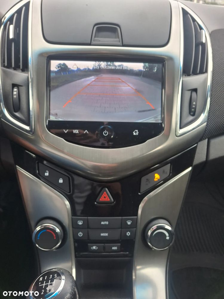 Chevrolet Cruze - 21