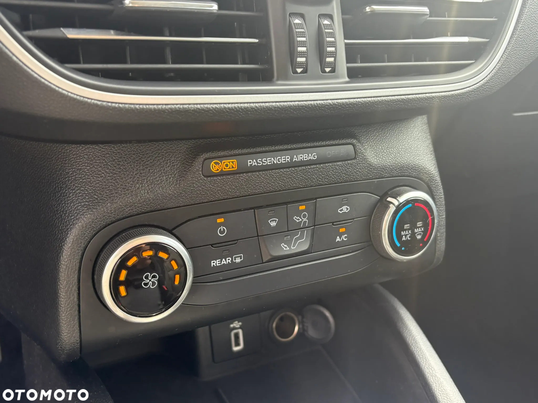 Ford Focus Turnier 1.5 EcoBlue Start-Stopp-System ACTIVE VIGNALE - 20