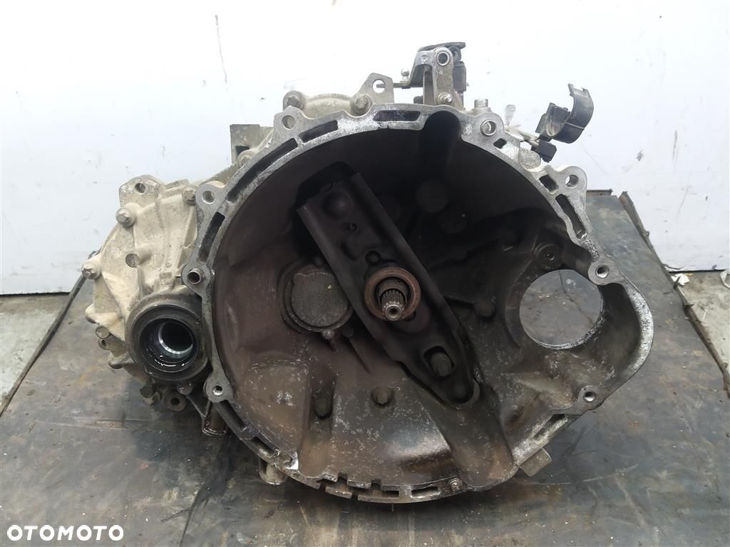 Skrzynia biegów Manualna Mitsubishi Colt 1.1B 75KM Z30 2004-2012 P2500A198 - 1