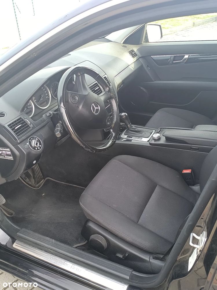 Mercedes-Benz Klasa C 180 Kompressor Automatik BlueEFFICIENCY - 18
