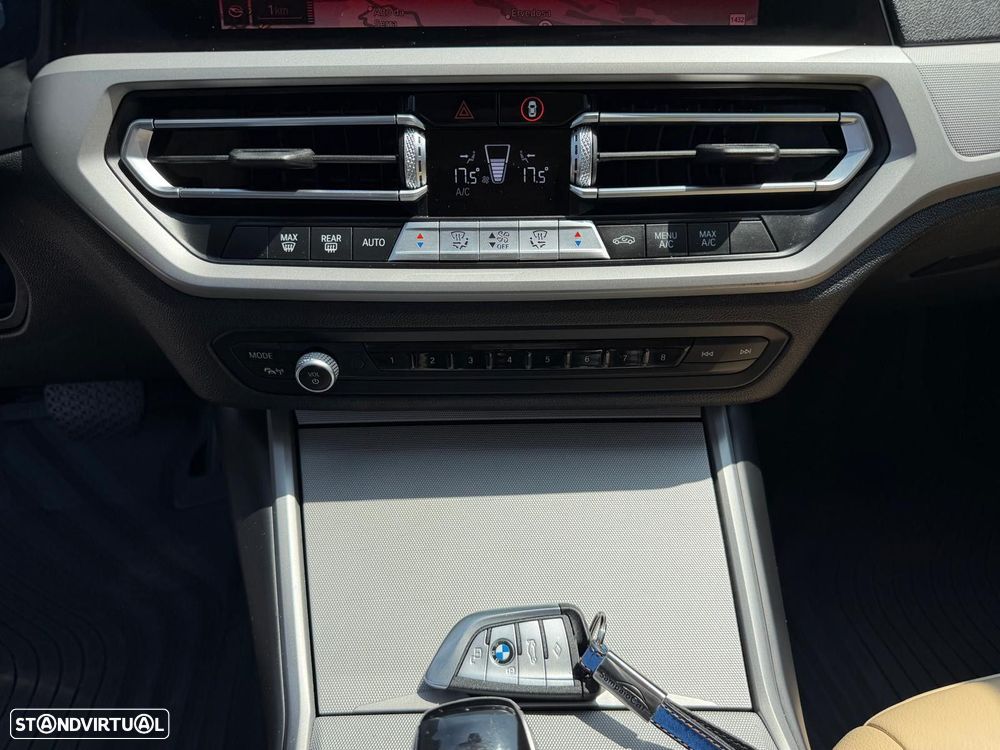 BMW 330 e Line Sport Auto - 25