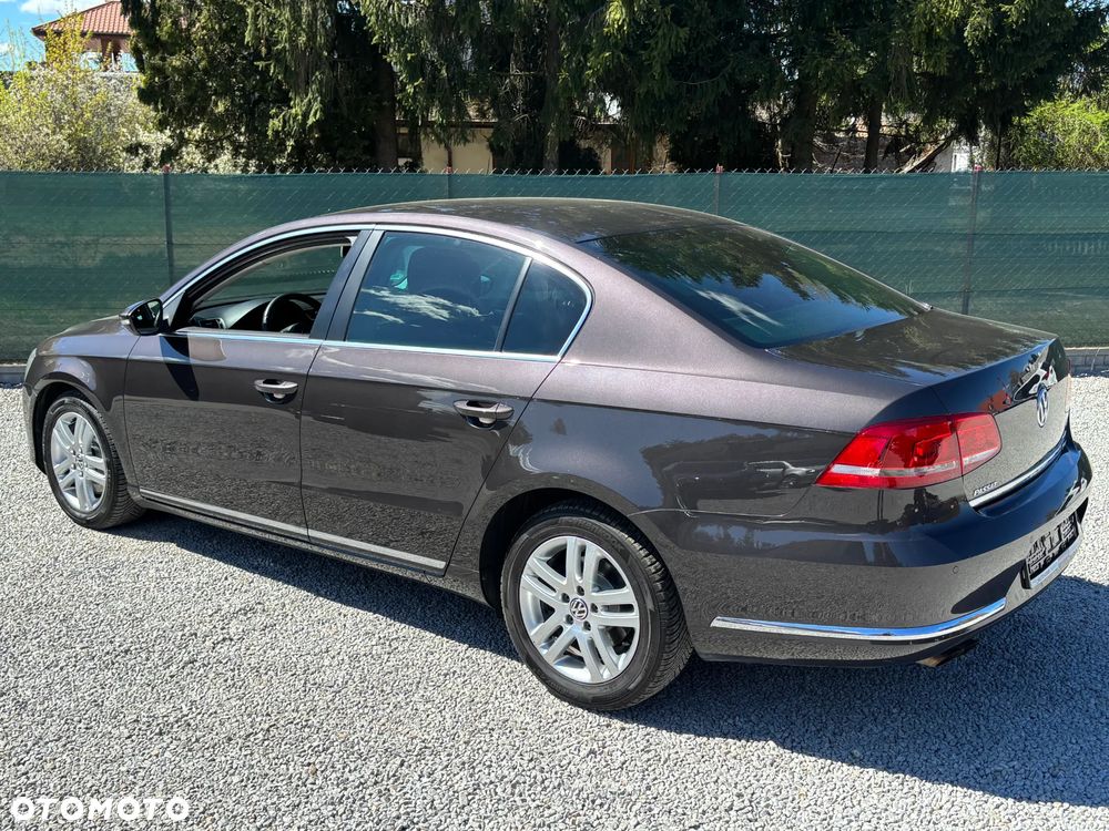 Volkswagen Passat 2.0 TDI DSG BlueMotion Technology Business Edition - 6