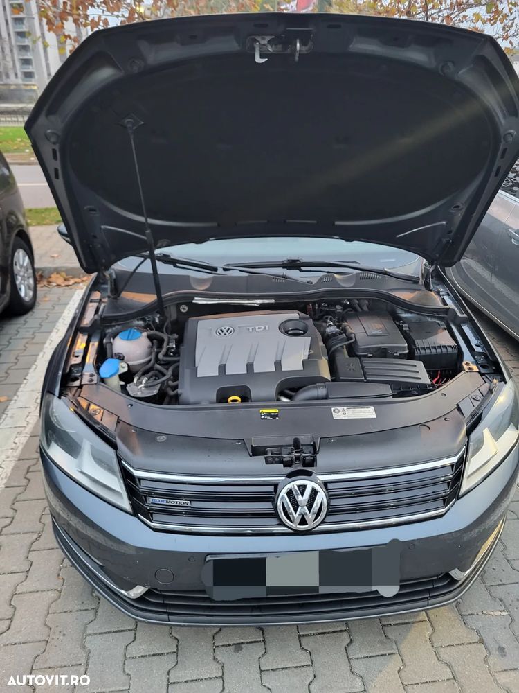 Volkswagen Passat Variant 1.6 TDI BlueMotion - 12