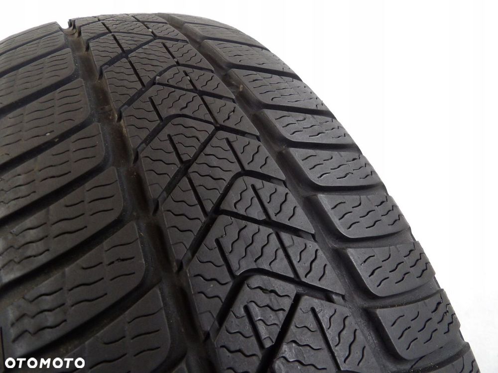1X opona 205/60R17 PIRELLI SOTTOZERO 3 WINTER - 2