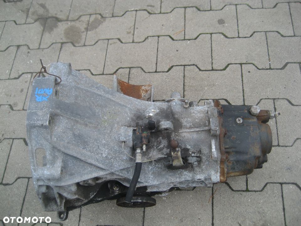 audi 100 c3 benzyna skrzynia biegów 4 biegowa symbol XR - 5
