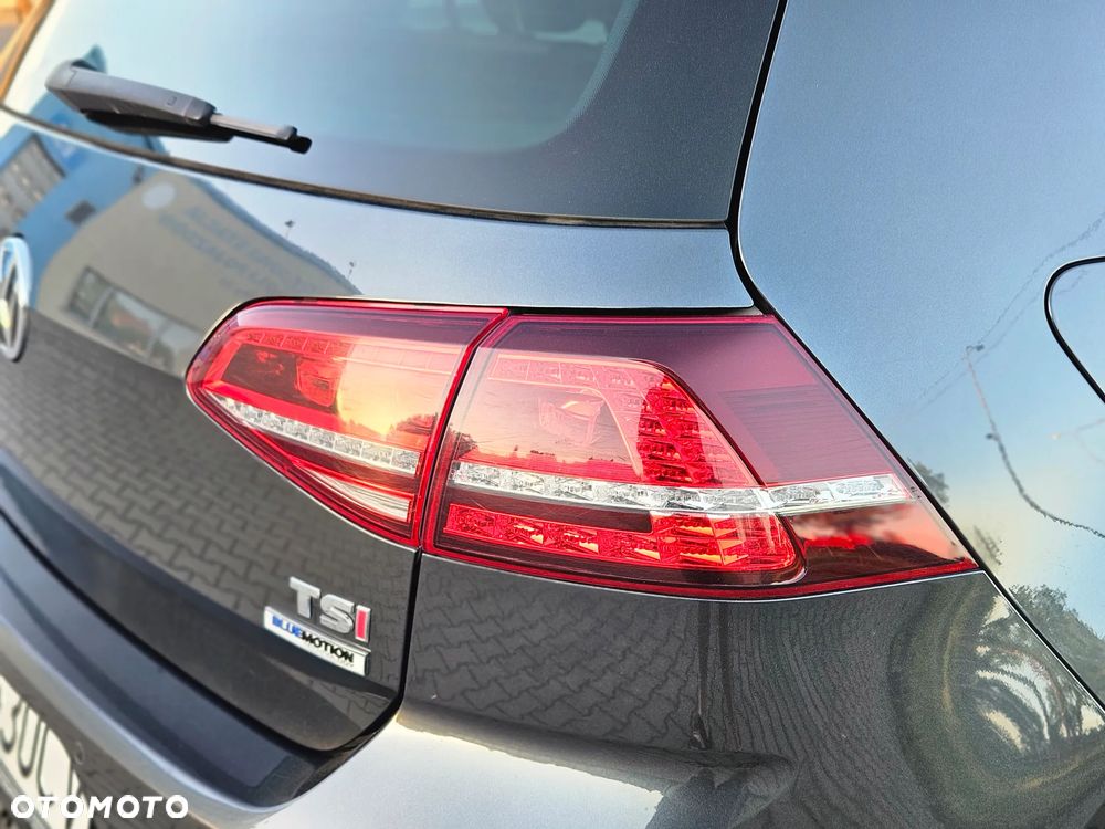 Volkswagen Golf 1.4 TSI BMT Comfortline - 18