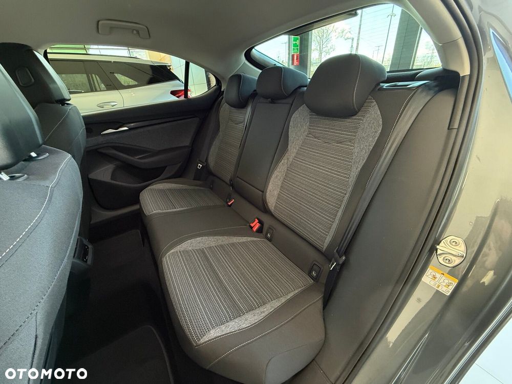Skoda Superb 2.0 TDI SCR 4x4 Drive DSG - 15