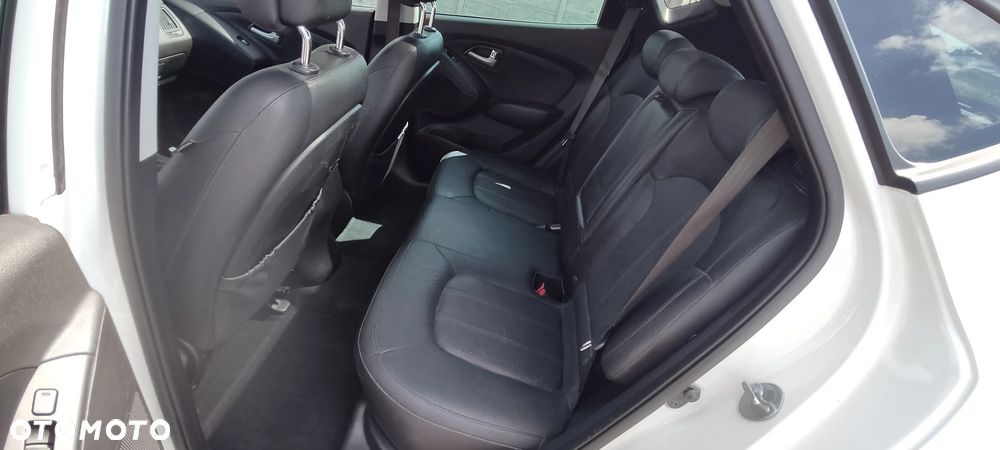 Hyundai ix35 blue 1.6 2WD Finale Gold - 23