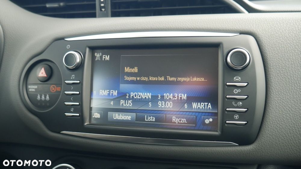 Toyota Yaris - 12