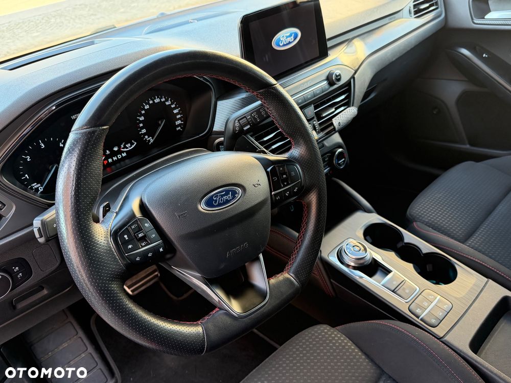 Ford Focus 1.5 EcoBlue ST-Line - 6