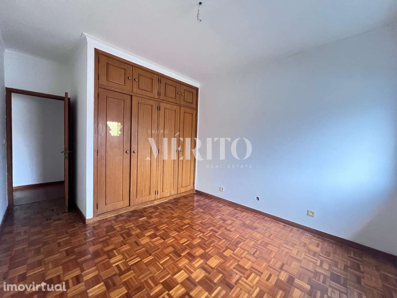 Apartamento T2+1 junto ao centro comercial Braga Parque - Grande imagem: 5/17