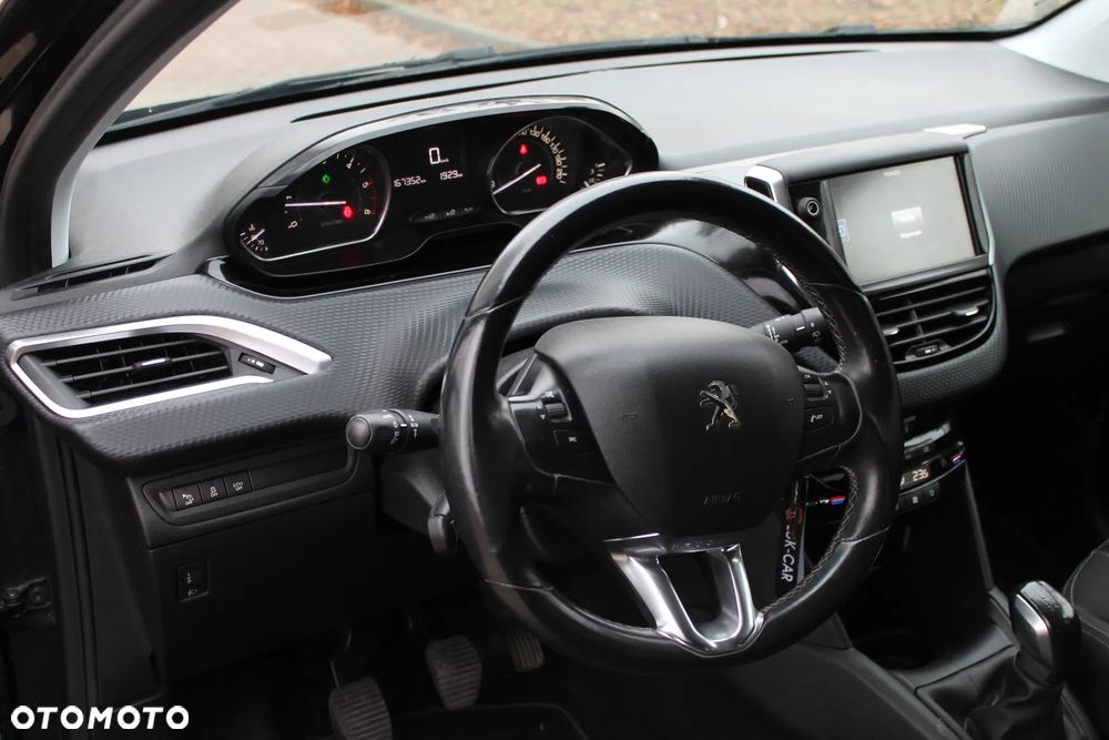 Peugeot 208 Blue-HDi 100 Stop&Start Style - 7