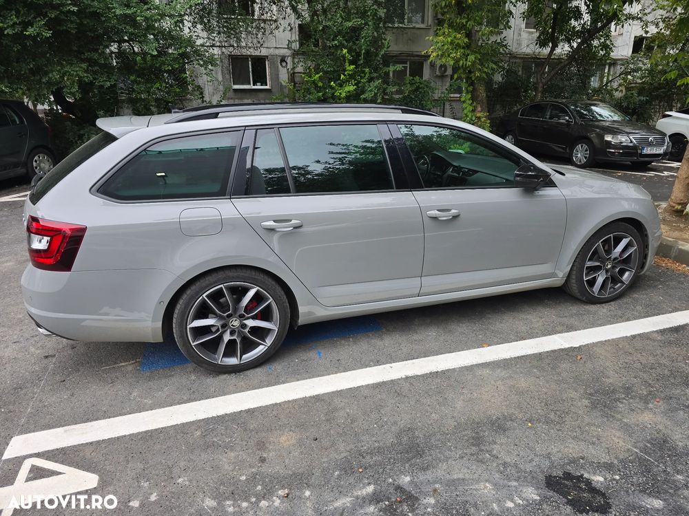 Skoda Octavia Combi Diesel 2.0 TDI 4X4 DSG RS - 4