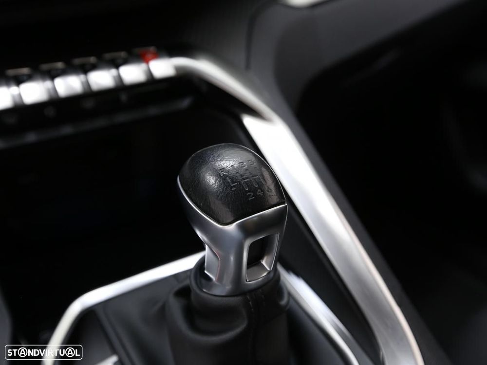 Peugeot 3008 1.5 BlueHDi Active Pack - 18