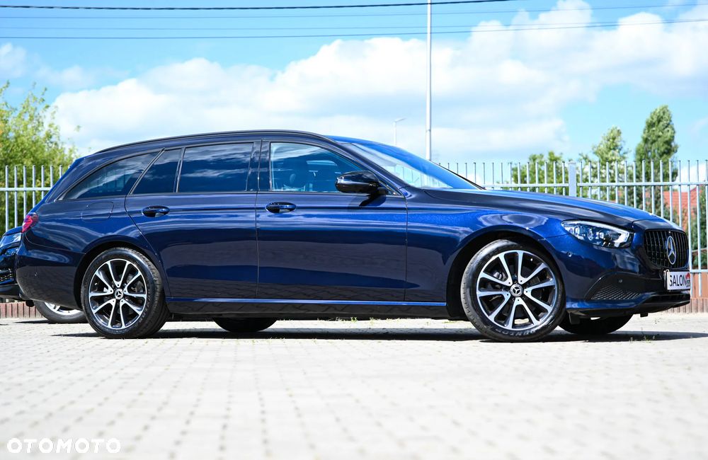Mercedes-Benz Klasa E 220 d 9G-TRONIC Night Edition - 39