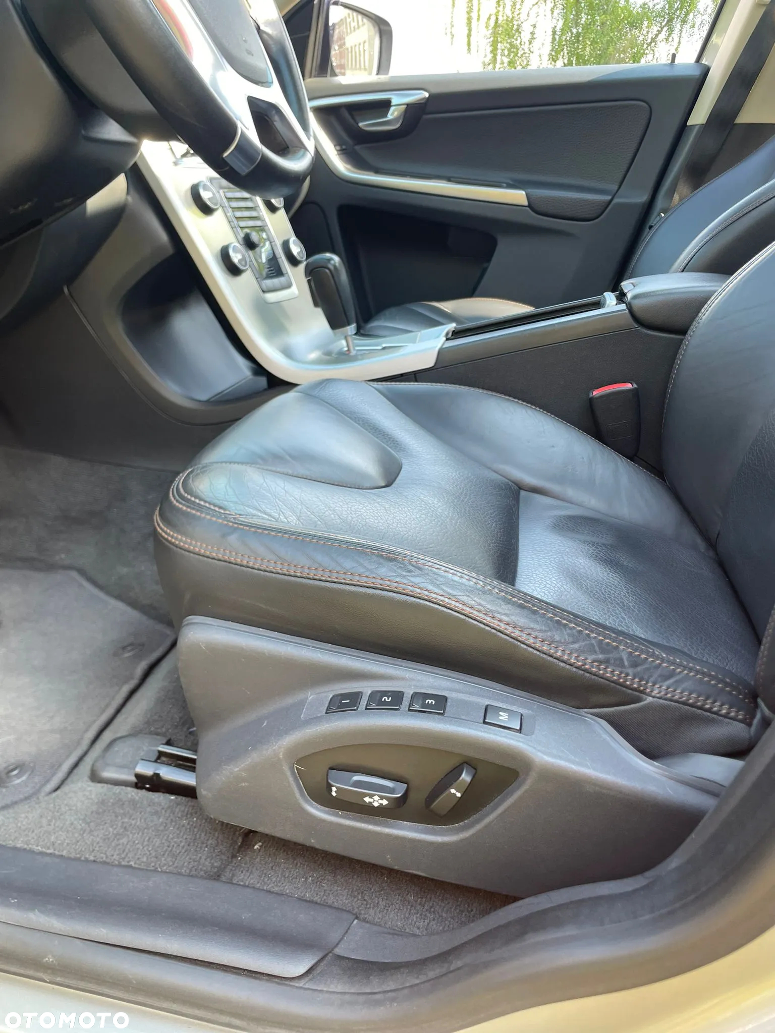 Volvo XC 60 T6 AWD Kinetic - 15