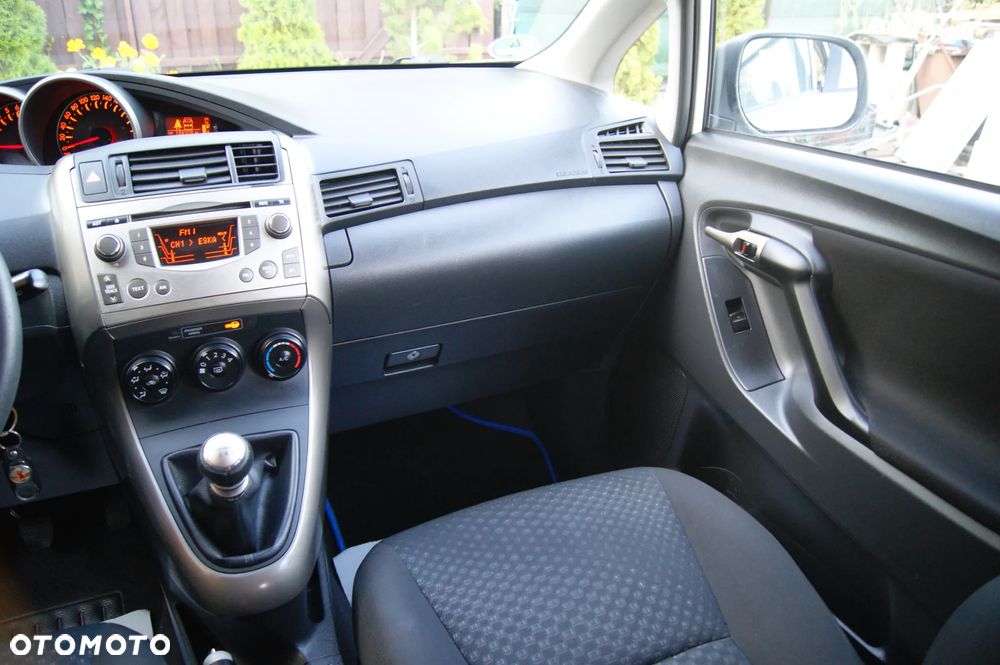 Toyota Verso 1.6 Life - 22