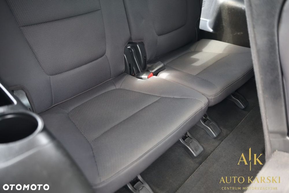 Kia Sorento - 37