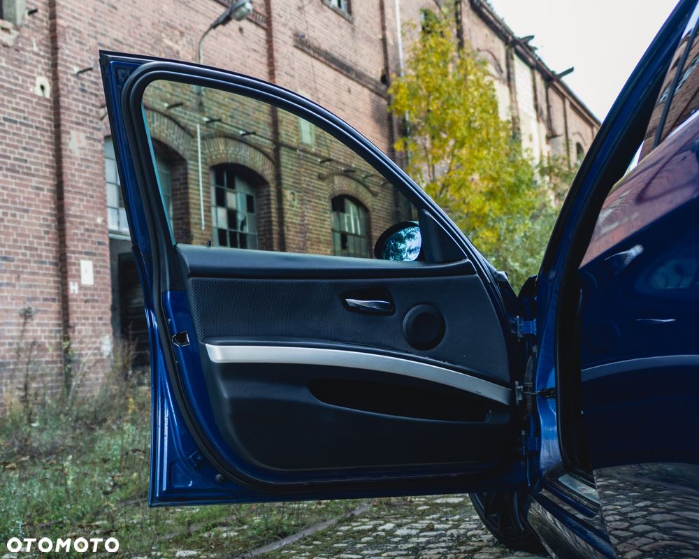 BMW Seria 3 320d - 14