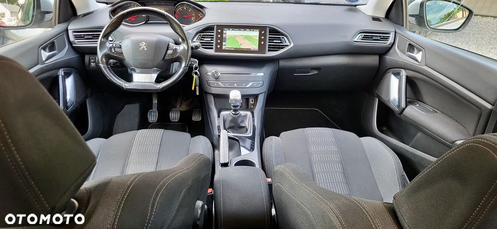 Peugeot 308 SW BlueHDi 120 Stop & Start Business-Line - 8