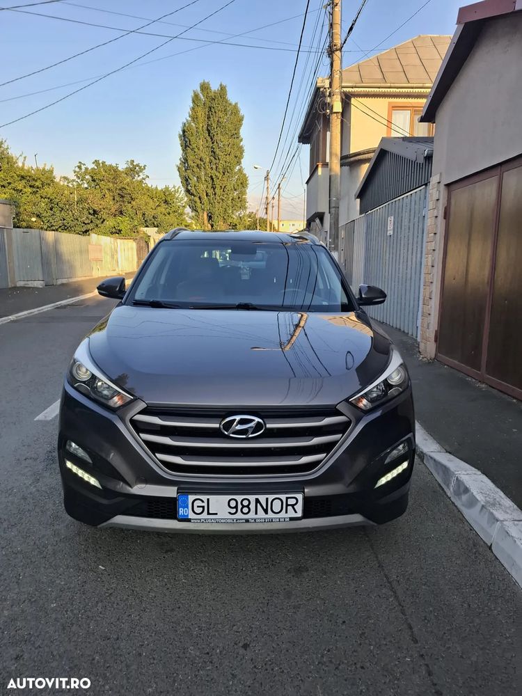 Hyundai Tucson - 1