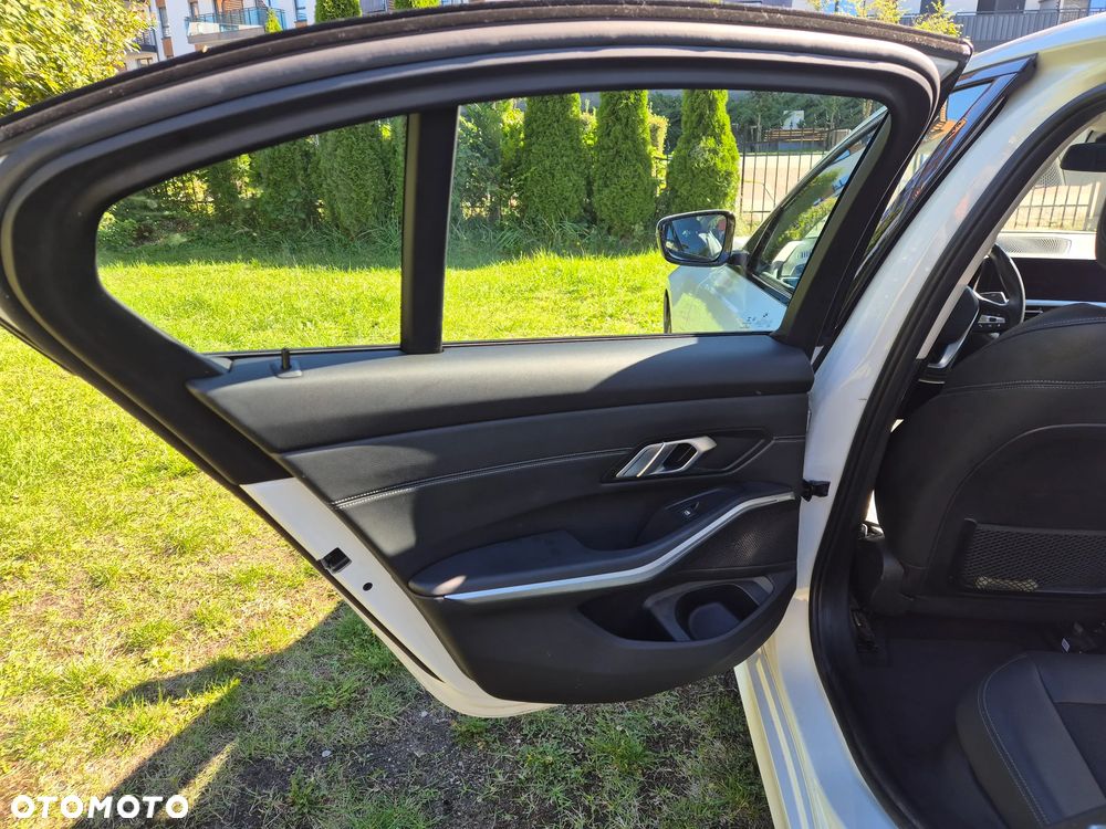 BMW Seria 3 - 10