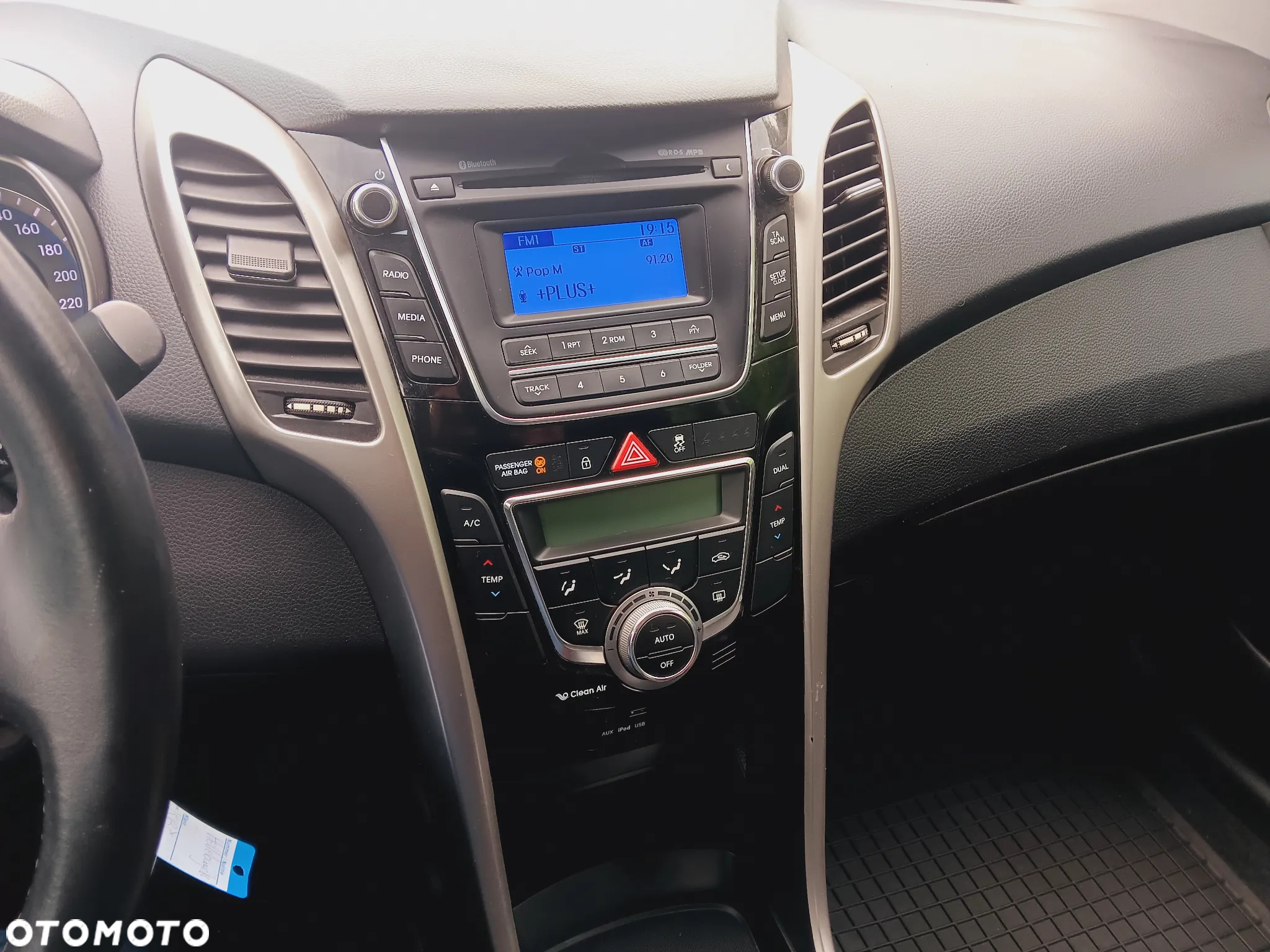 Hyundai i30 1.6 CRDi BlueDrive Comfort - 12