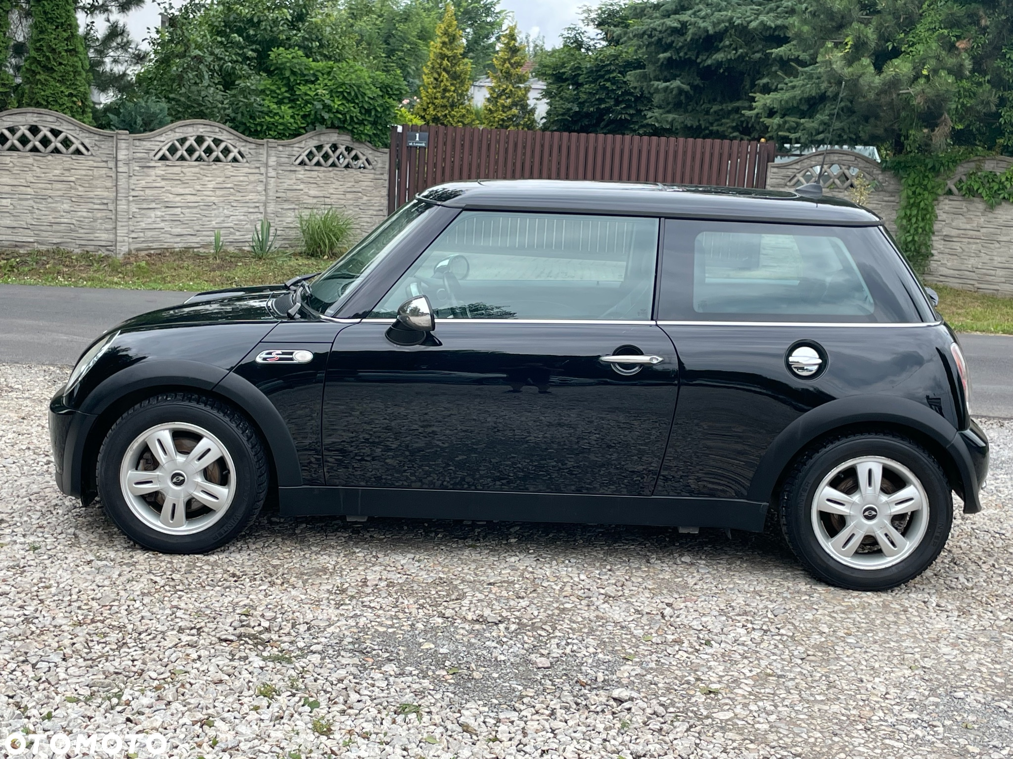 MINI ONE - 3