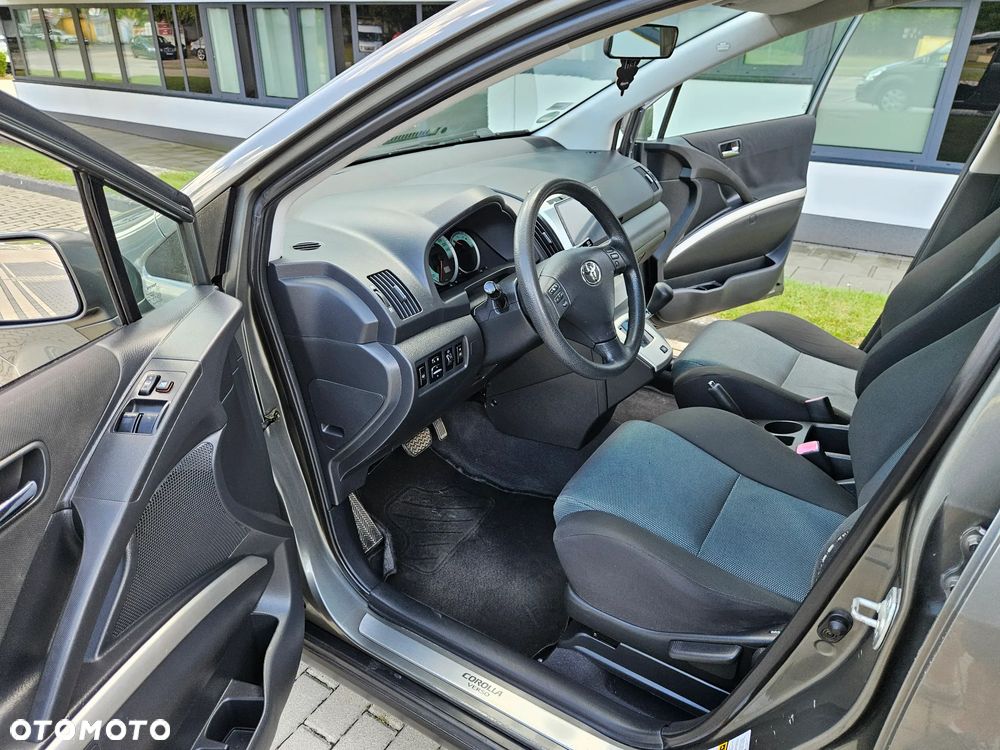 Toyota Corolla Verso 1.8 Multi-Mode Luna - 9