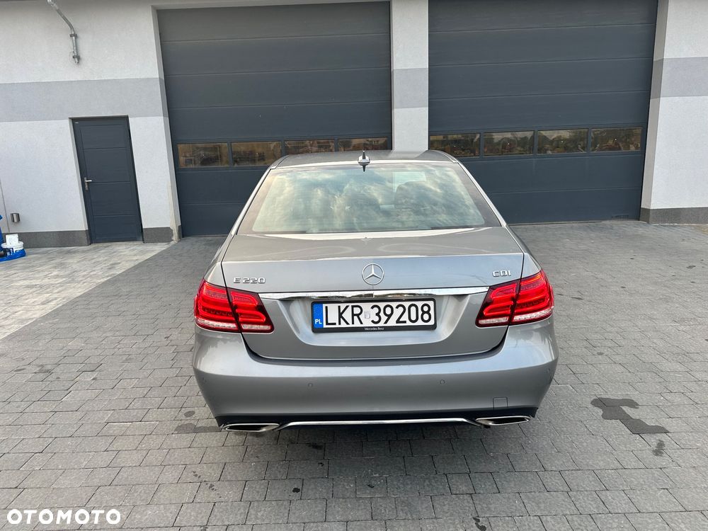 Mercedes-Benz Klasa E 220 BlueTEC 7G-TRONIC Elegance - 6
