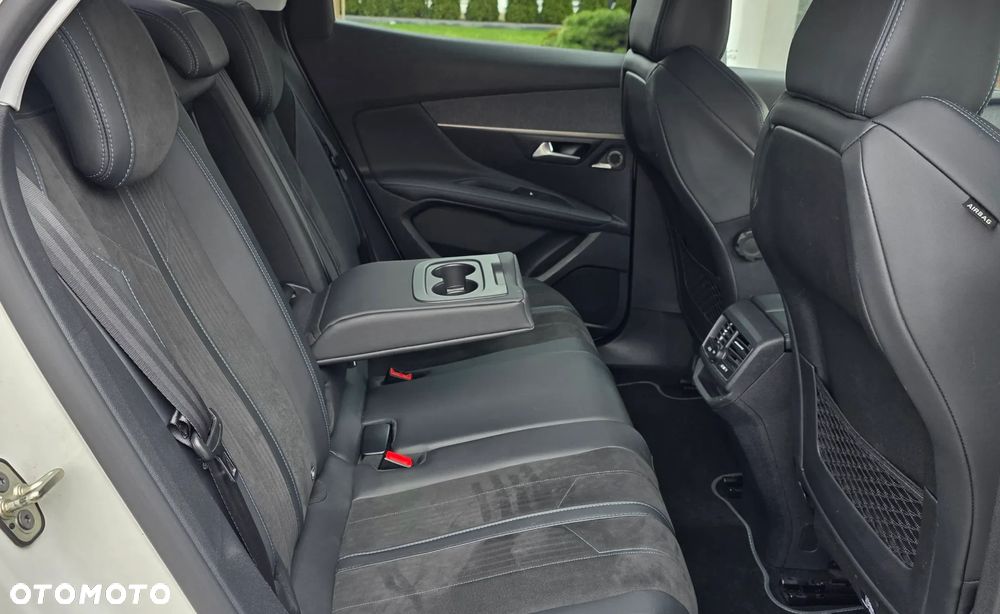 Peugeot 3008 PureTech 180 Stop & Start GPF EAT8 Crossway - 29