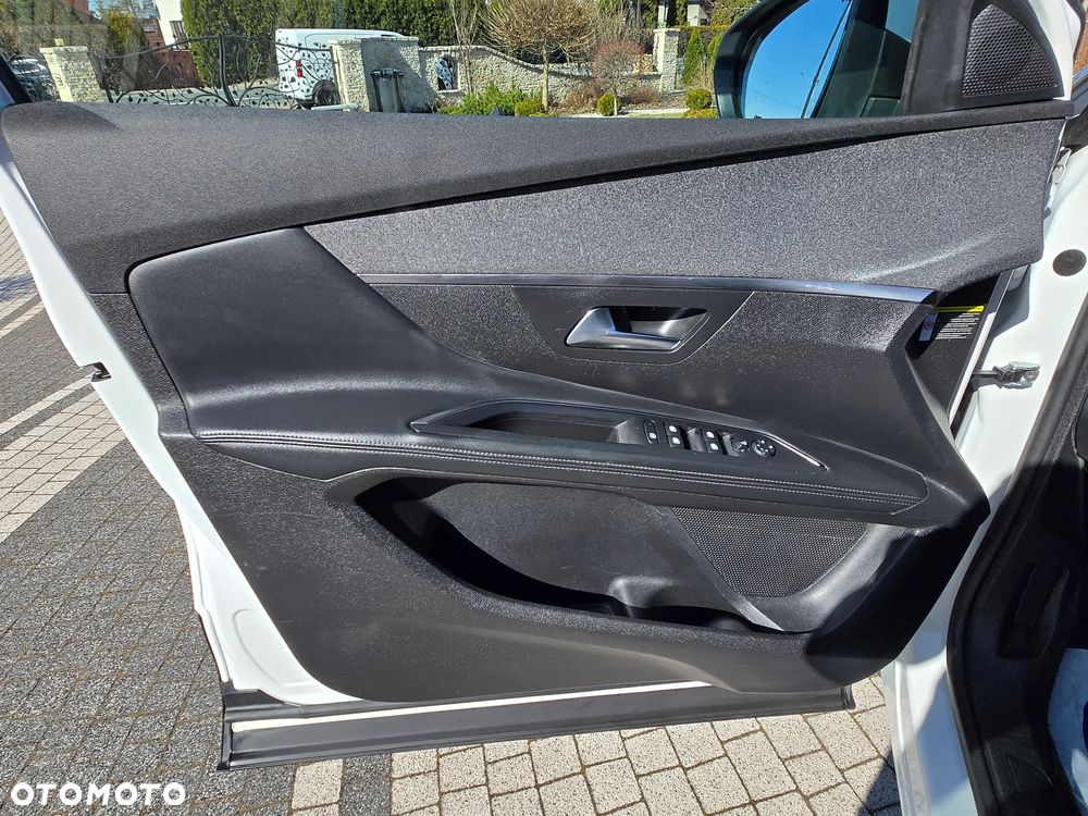 Peugeot 5008 BlueHDi 130 EAT8 Allure Pack - 6