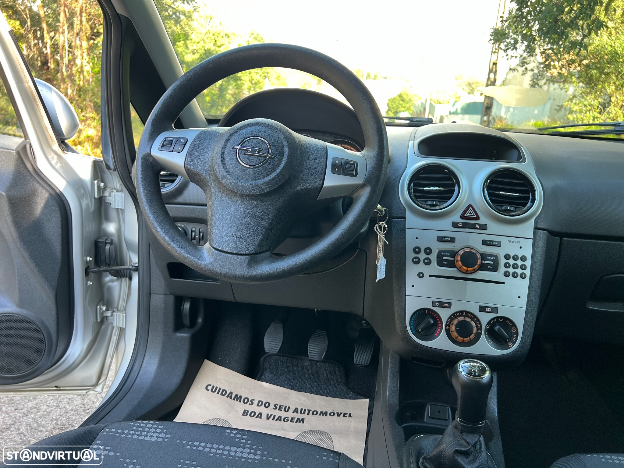 Opel Corsa 1.2 Cosmo - 8