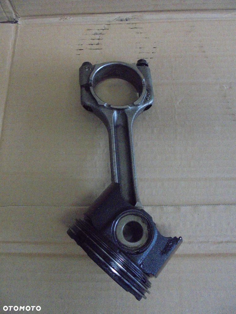 TŁOK Z KORBOWODEM + PIERŚCIEŃ FIAT DUCATO 2.2 2021R- E6  46348926 / 46348923 - 1