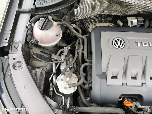 VW Tiguan 2.0 TDi Sport BlueMotion - 34