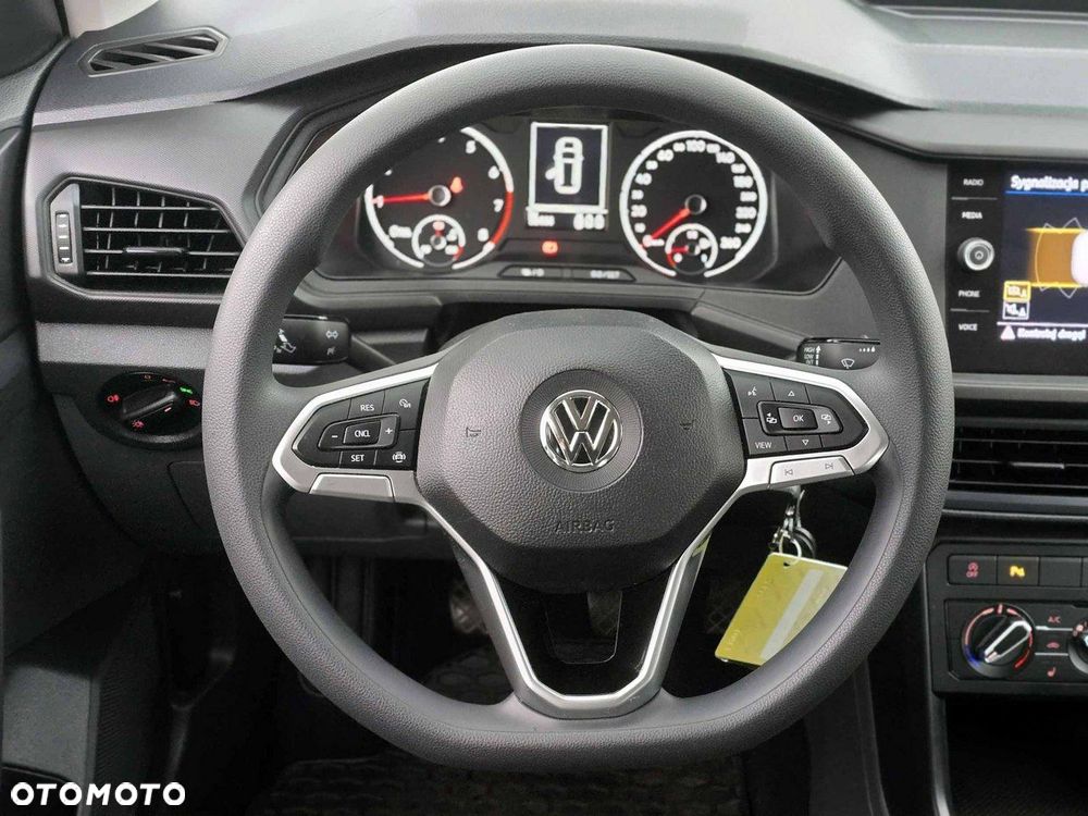 Volkswagen T-Cross - 17