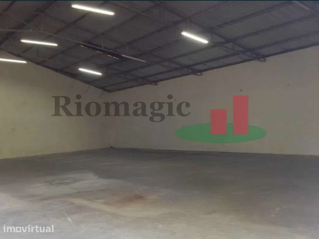 Armazém em Correias ***RIOMAGIC*** - Grande imagem: 2/6