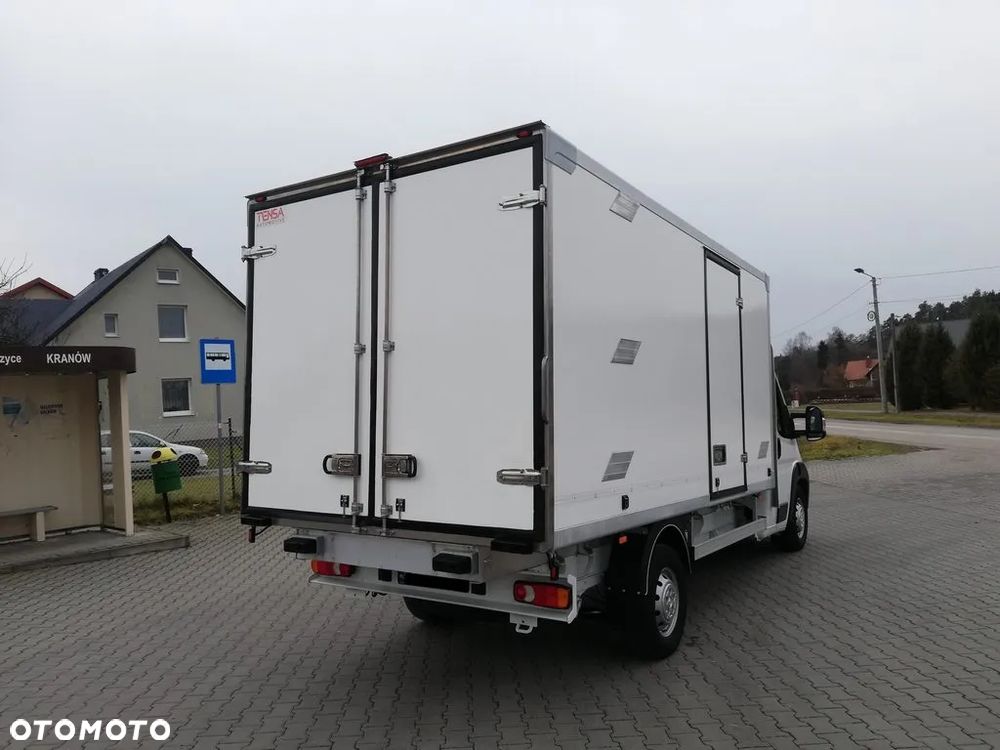 Peugeot Boxer Chlodnia 2.2 HDi 8 Palet Zasilanie Zewnętrzne - 11