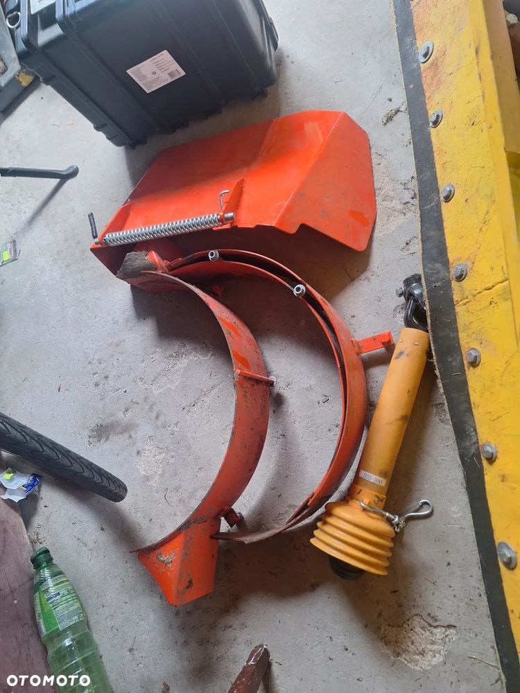 Kubota F251 4WD - 12