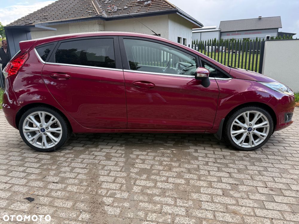 Ford Fiesta 1.0 EcoBoost STart-Stop Titanium - 9