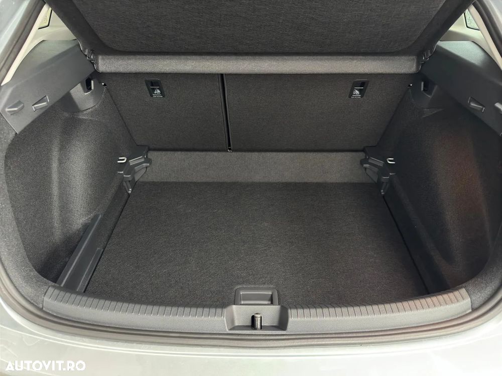 Volkswagen Taigo 1.0 TSI DSG Life - 24