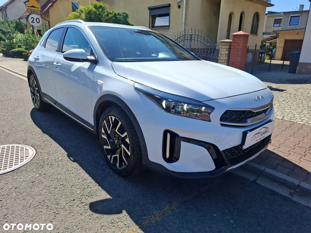 Kia XCeed 1.5 T-GDI M - 36