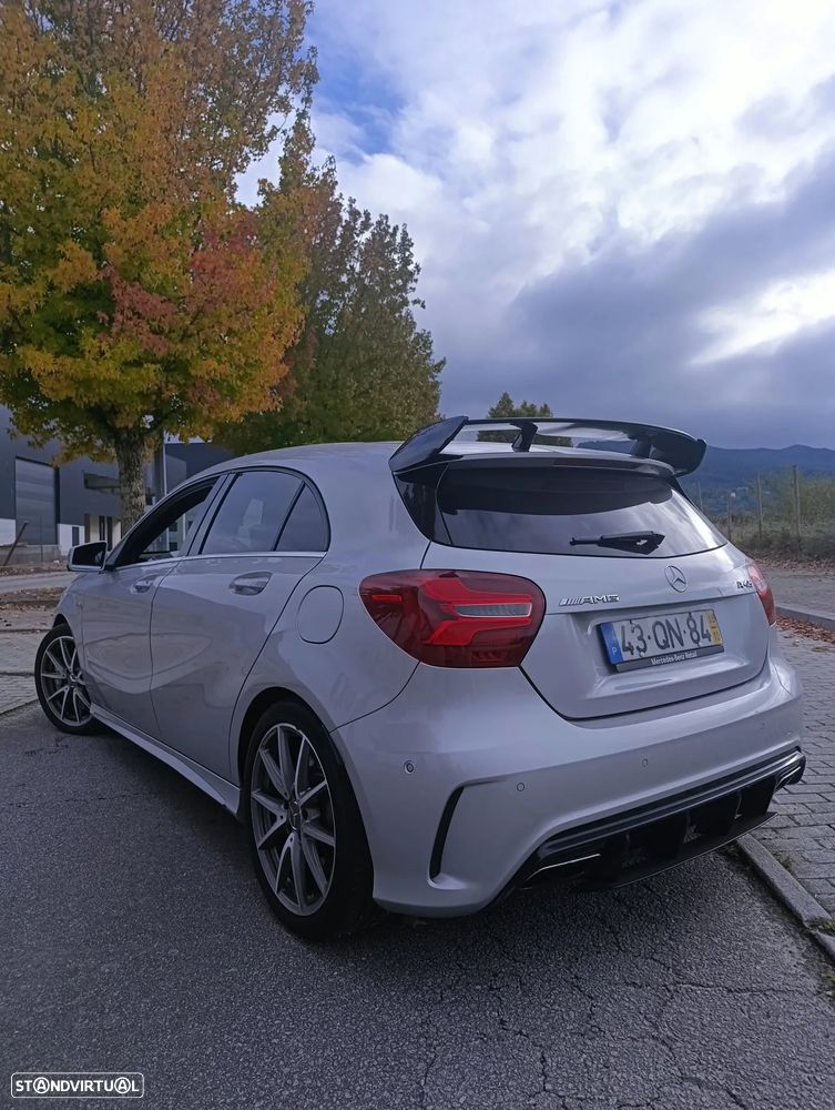 Mercedes-Benz A 45 AMG 4-Matic - 10