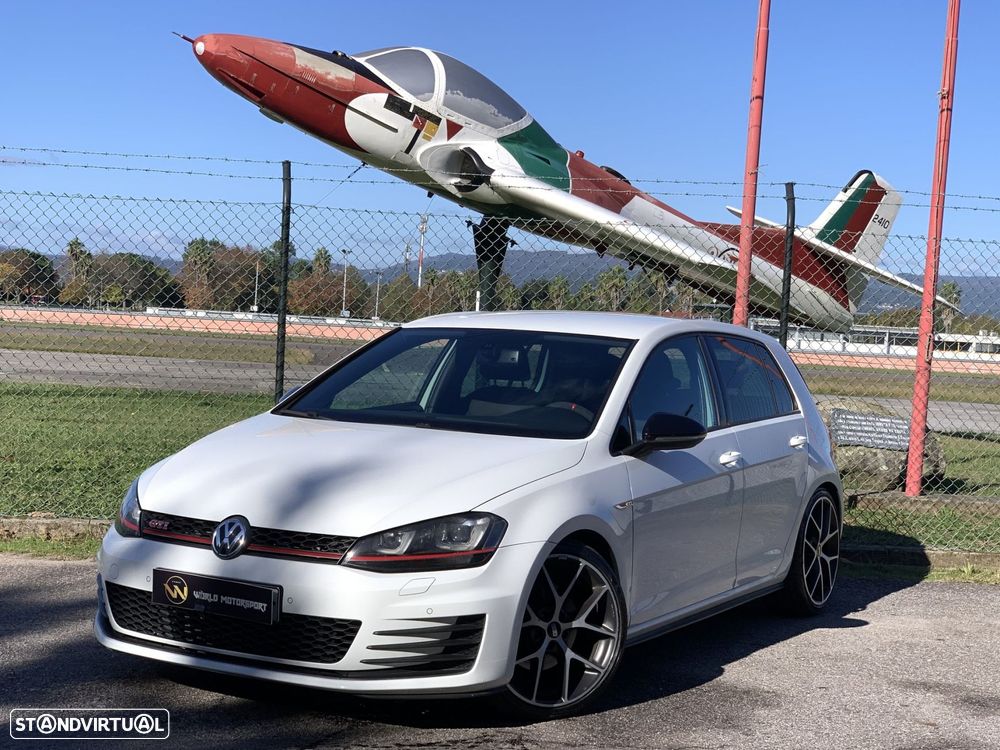 VW Golf 2.0 TSi GTi - 1