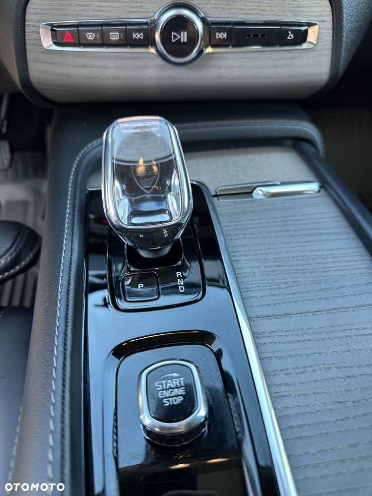 Volvo XC 90 B5 D AWD Ultimate Bright 7os - 13