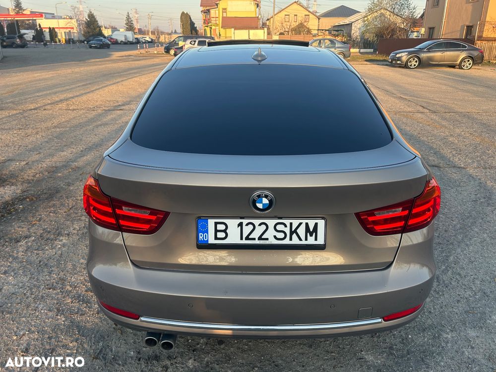 BMW Seria 3 330d xDrive Sport-Aut. Luxury Line - 17