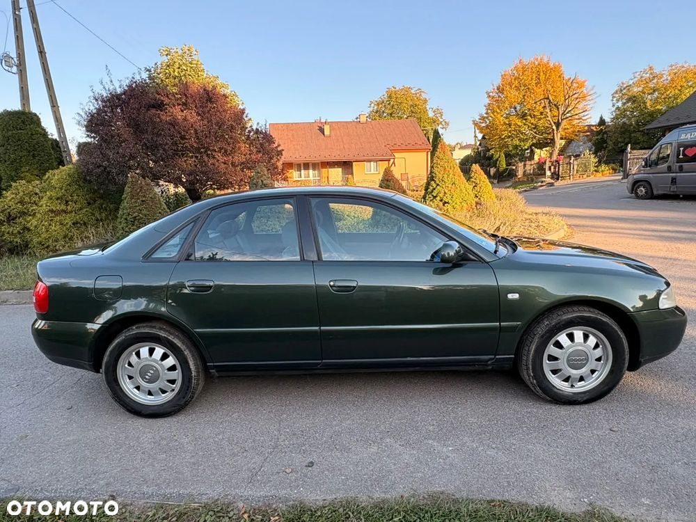 Audi A4 Limousine 1.6 - 3