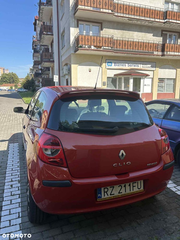 Renault Clio - 3